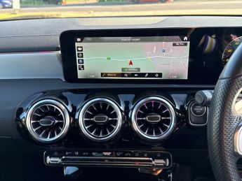 Mercedes-Benz CLA 1.3 CLA250e 15.6kWh AMG Line (Premium) Shooting Brake 8G-DCT Eur