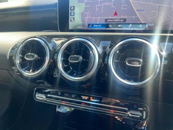 Mercedes-Benz A Class 1.3 A200 Sport (Executive) 7G-DCT Euro 6 (s/s) 5dr