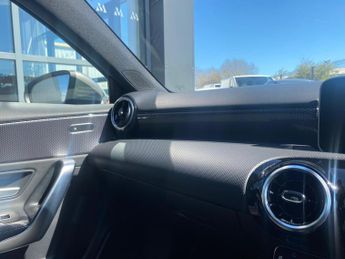 Mercedes-Benz A Class 1.3 A200 Sport (Executive) 7G-DCT Euro 6 (s/s) 5dr