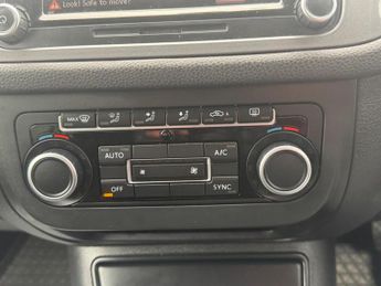 Volkswagen Tiguan 2.0 TDI BlueMotion Tech SE DSG 4WD Euro 5 (s/s) 5dr