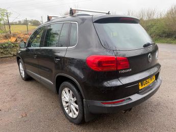 Volkswagen Tiguan 2.0 TDI BlueMotion Tech SE DSG 4WD Euro 5 (s/s) 5dr