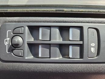 Land Rover Discovery Sport 2.0 TD4 HSE Luxury Auto 4WD Euro 6 (s/s) 5dr