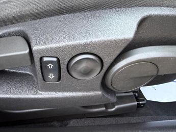 Vauxhall Insignia 2.0 CDTi ecoFLEX Design Euro 5 (s/s) 5dr