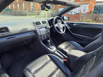 Volkswagen Golf 2.0 TDI BlueMotion Tech GT Cabriolet DSG Euro 5 (s/s) 2dr
