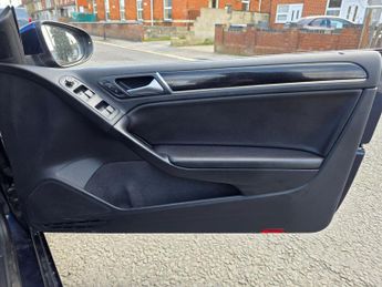 Volkswagen Golf 2.0 TDI BlueMotion Tech GT Cabriolet DSG Euro 5 (s/s) 2dr