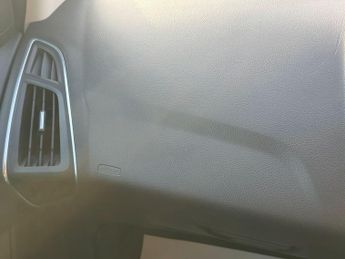 Ford Focus 1.6 Zetec Euro 5 5dr