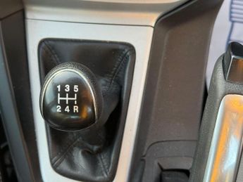 Ford Focus 1.6 Zetec Euro 5 5dr