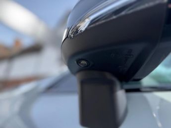 Volvo XC60 2.0 B5 MHEV Plus Auto AWD Euro 6 (s/s) 5dr