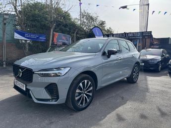 Volvo XC60 2.0 B5 MHEV Plus Auto AWD Euro 6 (s/s) 5dr