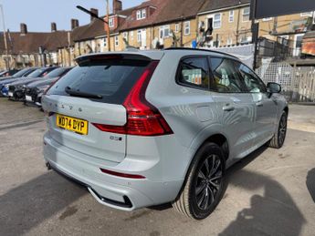 Volvo XC60 2.0 B5 MHEV Plus Auto AWD Euro 6 (s/s) 5dr