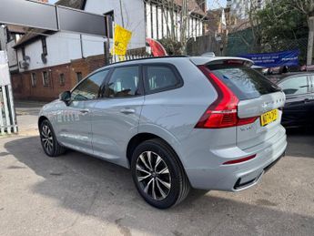 Volvo XC60 2.0 B5 MHEV Plus Auto AWD Euro 6 (s/s) 5dr