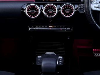 Mercedes-Benz CLA 1.3 CLA250e 15.6kWh AMG Line Night Edition (Premium Plus) Shooti