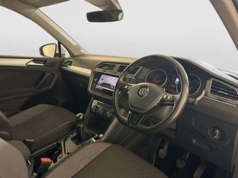 Volkswagen Tiguan 2.0 TDI Match SUV 5dr Diesel Manual Euro 6 (s/s) (150 ps)