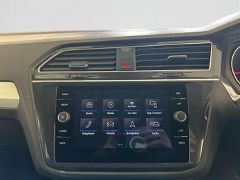 Volkswagen Tiguan 2.0 TDI Match SUV 5dr Diesel Manual Euro 6 (s/s) (150 ps)