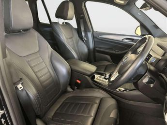 BMW iX3 80kWh Premier Edition Pro SUV 5dr Electric Auto (286 ps)