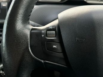 Peugeot 208 1.2 PureTech Active Euro 6 5dr