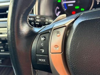 Lexus GS 3.5 450h V6 Premier Saloon 4dr Petrol Hybrid CVT Euro 5 (s/s) (3