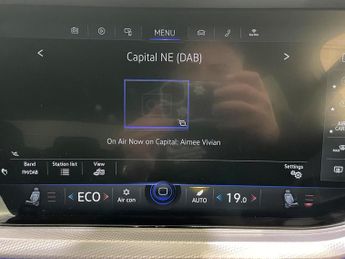 Volkswagen Touareg 3.0 TDI V6 R-Line Tech Tiptronic 4Motion Euro 6 (s/s) 5dr