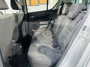 Vauxhall Agila 1.2 16V Design Auto Euro 4 5dr