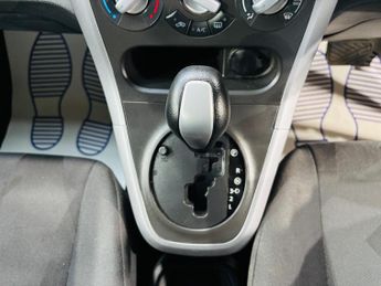 Vauxhall Agila 1.2 16V Design Auto Euro 4 5dr