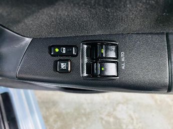 Toyota Corolla 1.6 VVT-i T3 5dr