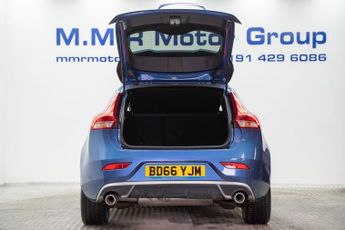 Volvo V40 2.0 D4 R-Design Pro Auto Euro 6 (s/s) 5dr