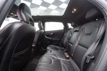 Volvo V40 2.0 D4 R-Design Pro Auto Euro 6 (s/s) 5dr