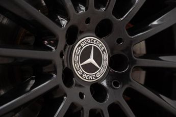 Mercedes-Benz C Class 2.1 C220d AMG Line (Premium) 7G-Tronic+ Euro 6 (s/s) 4dr