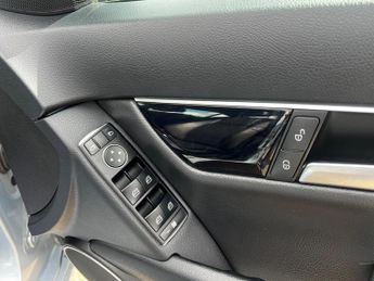 Mercedes-Benz C Class 1.6 C180 Executive SE G-Tronic+ Euro 6 (s/s) 4dr