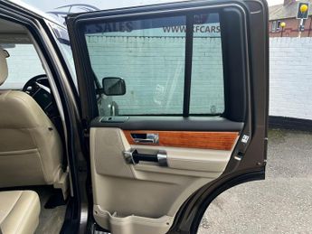 Land Rover Discovery 4 3.0 SD V6 XS Auto 4WD Euro 5 5dr