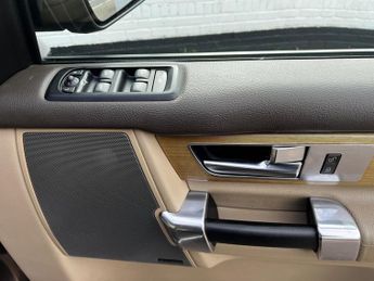 Land Rover Discovery 4 3.0 SD V6 XS Auto 4WD Euro 5 5dr