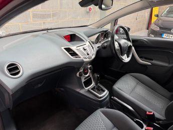 Ford Fiesta 1.4 Titanium 5dr