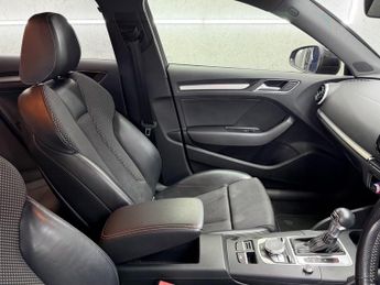 Audi A3 2.0 TDI S line Sportback S Tronic Euro 6 (s/s) 5dr (Nav)