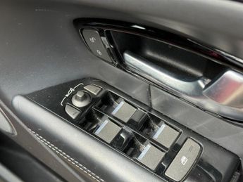 Land Rover Range Rover Evoque 2.0 TD4 HSE Dynamic Lux Auto 4WD Euro 6 (s/s) 5dr