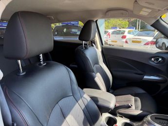 Nissan Juke 1.6 Tekna XTRON Euro 5 5dr