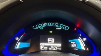 Nissan Leaf 30kWh Acenta Auto 5dr