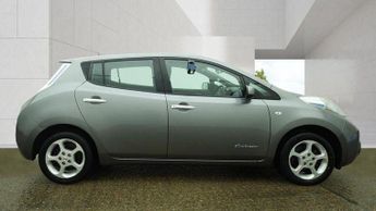 Nissan Leaf 30kWh Acenta Auto 5dr