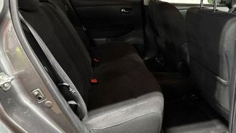 Nissan Leaf 30kWh Acenta Auto 5dr
