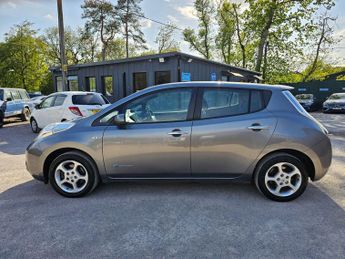 Nissan Leaf 30kWh Acenta Auto 5dr
