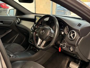 Mercedes-Benz GLA 2.1 GLA200 CDI AMG Line 7G-DCT Euro 6 (s/s) 5dr