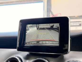 Mercedes-Benz GLA 2.1 GLA200 CDI AMG Line 7G-DCT Euro 6 (s/s) 5dr