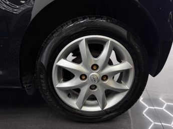 Toyota AYGO 1.0 VVT-i Mode Euro 5 3dr