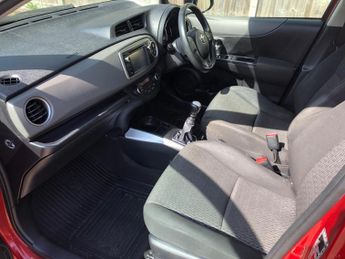 Toyota Yaris 1.33 Dual VVT-i Icon Plus Euro 5 5dr