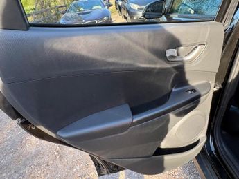 Hyundai KONA 39kWh Premium Auto 5dr (10.5kW Charger)