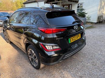Hyundai KONA 39kWh Premium Auto 5dr (10.5kW Charger)