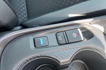 Nissan Juke 1.6 Hybrid N-Connecta 5dr Auto