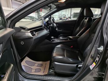 Toyota C-HR 1.8 VVT-h Icon CVT Euro 6 (s/s) 5dr