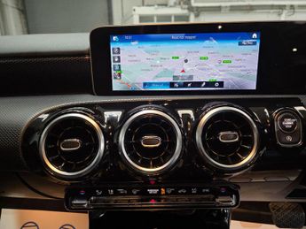 Mercedes-Benz A Class 1.3 A200 Sport (Executive) 7G-DCT Euro 6 (s/s) 5dr