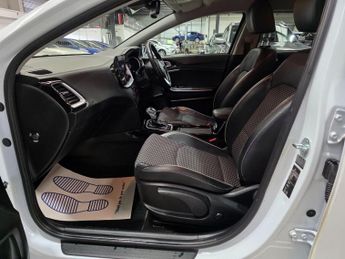 Kia Ceed 1.5 T-GDi 3 Sportswagon DCT Euro 6 (s/s) 5dr