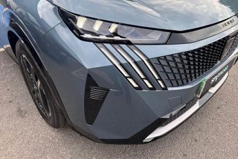 Peugeot E-3008 73kWh GT Auto 5dr